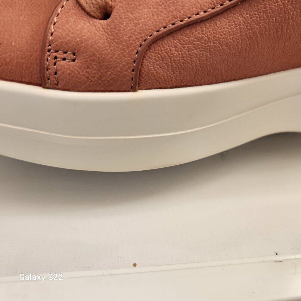 Gentle Souls Blush Sneakers - Picture 6 of 11